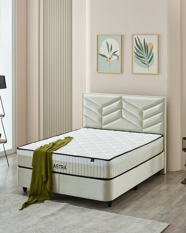 Astra Bedding Set