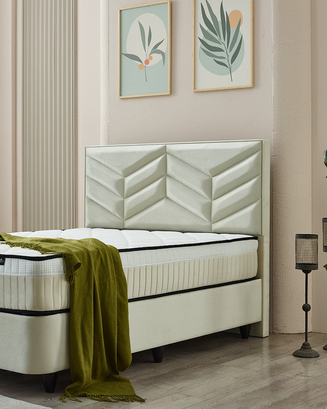 Astra Bedding Set