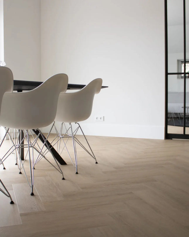 Charente Visgraat XL – 7746 Naturel licht eiken