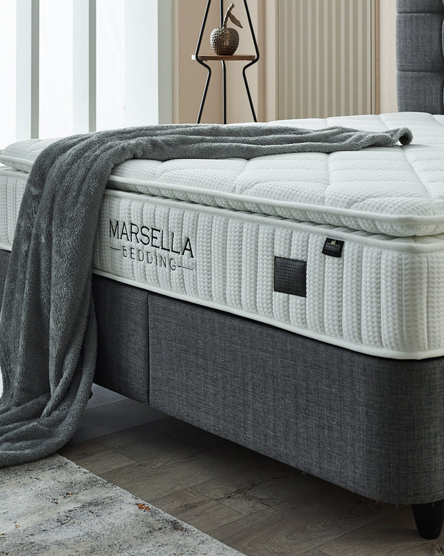 Hat05 Bedding Set