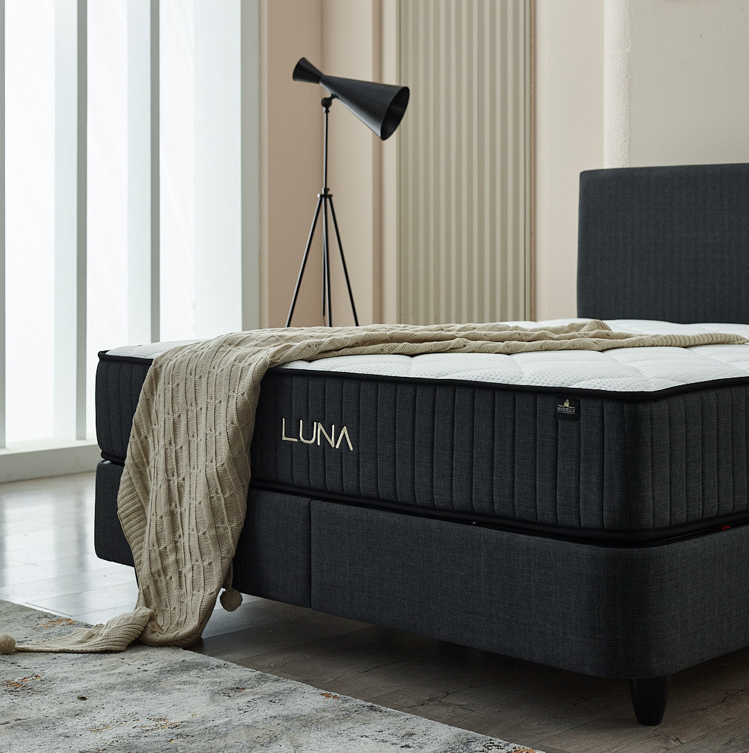 Luna Bedding Set