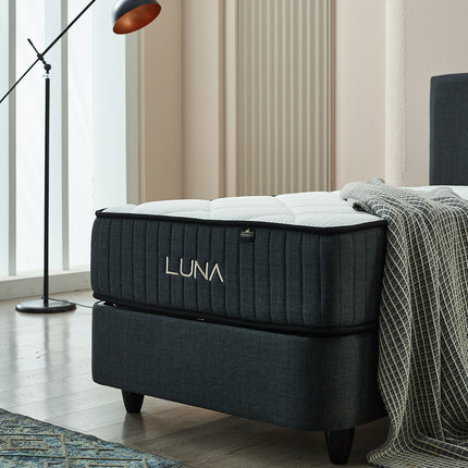 Luna Bedding Set
