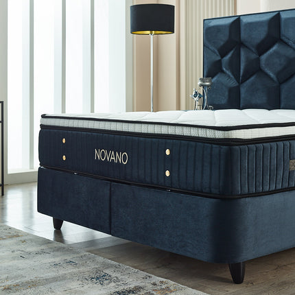 Novano Bedding Set