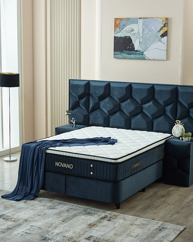 Novano Bedding Set