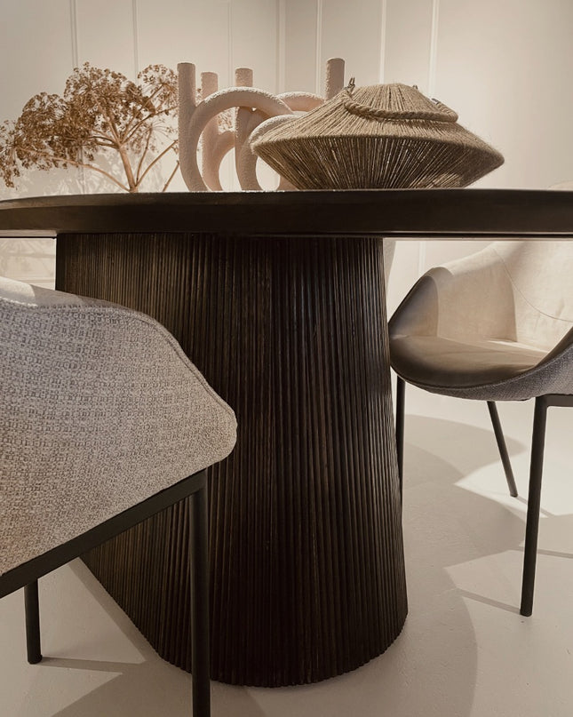 Salvator Walnut - Eettafel Ovaal 200cm/230cm