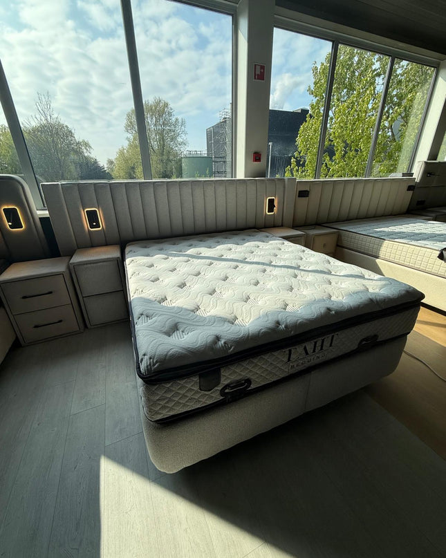 Bed Model Tokio met opbergruimte en Led verlichting.