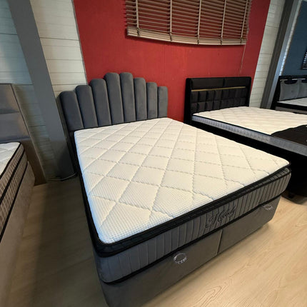 Melody boxspring kleur Antraciet.